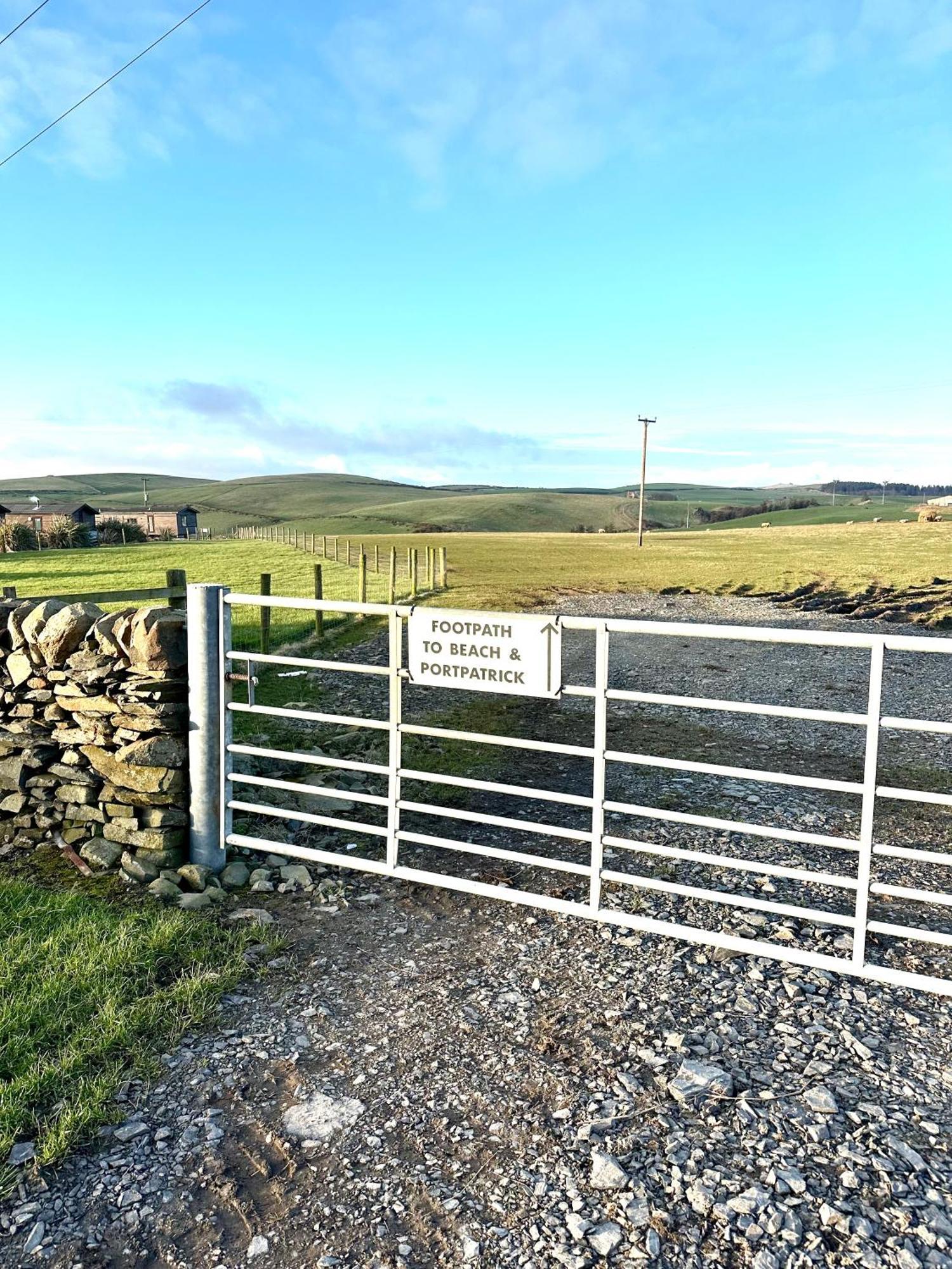 Bunnahabhain 5 - Farm Stay - Stunning Sea And Rural Views Stranraer Ngoại thất bức ảnh